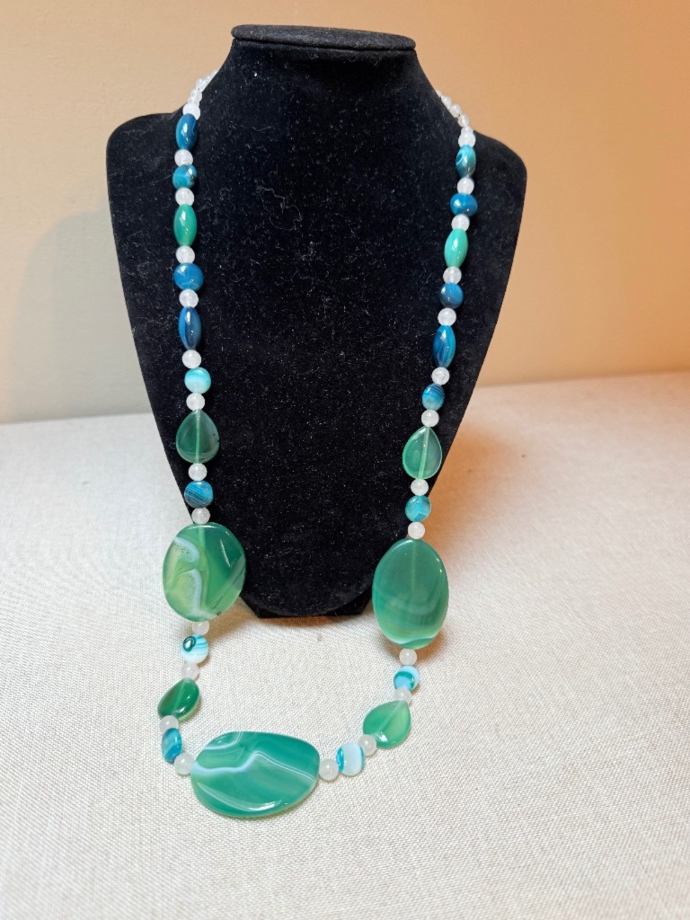 Long Seafoam Green Agate Polished Stone Necklace